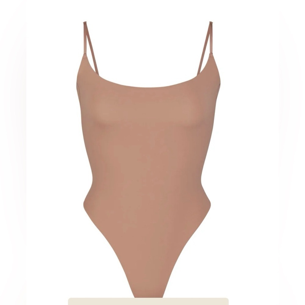 SKIMS FITS EVERYBODY CAMI THONG BODYSUIT size 3X - Picture 2 of 6